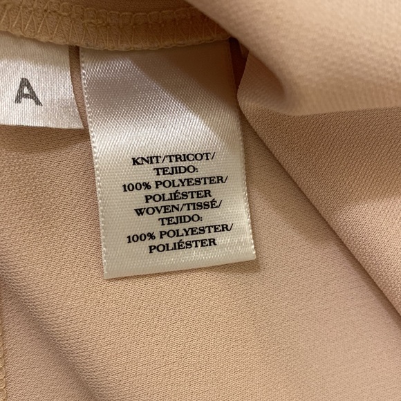 Ann Taylor Top - size Medium - Picture 6 of 6